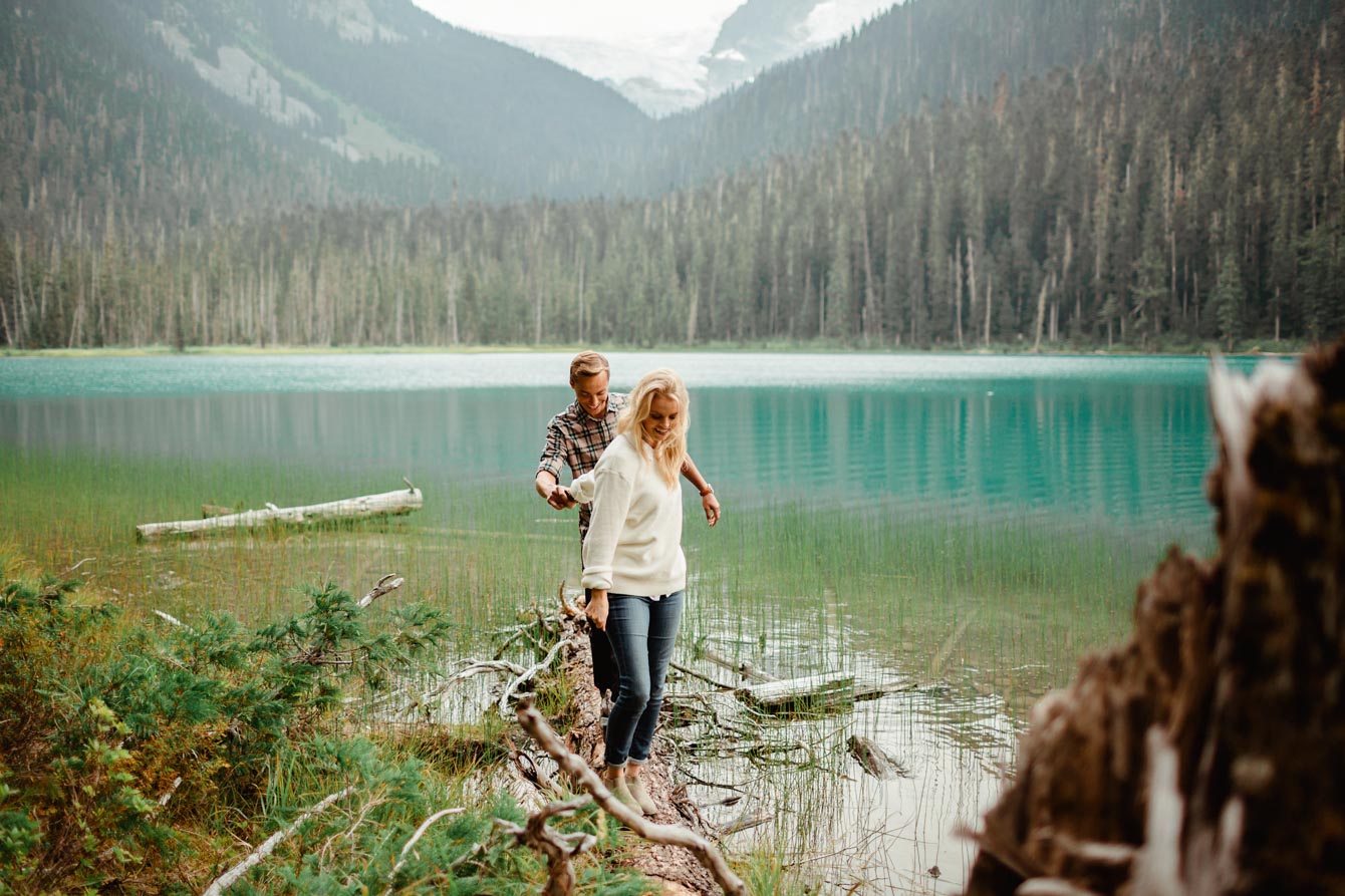 Joffre Lake Photographer - Jessica & Brian039