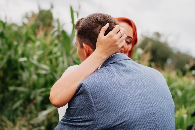 chilled-back-garden-diy-wedding0043