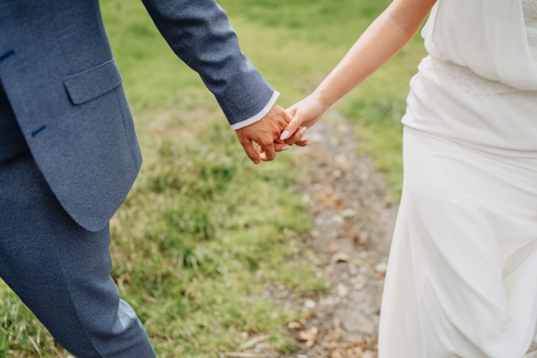 chilled-back-garden-diy-wedding0065