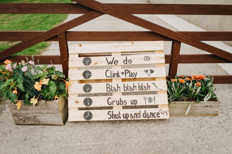 chilled-back-garden-diy-wedding0089