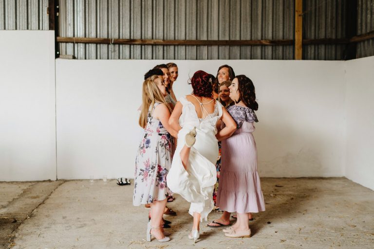 chilled-back-garden-diy-wedding0101