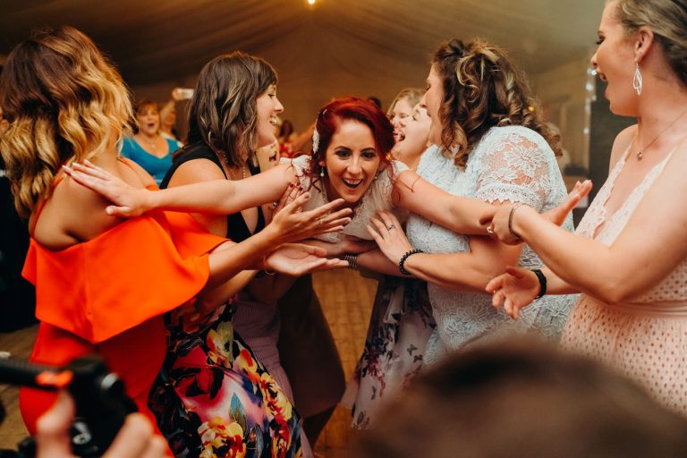 chilled-back-garden-diy-wedding0141